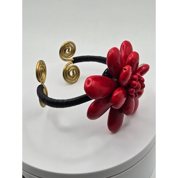 Amazing Red Leather Floral Bracelet Cuff with brass wrapped in black silk vintag - Picture 5 of 8